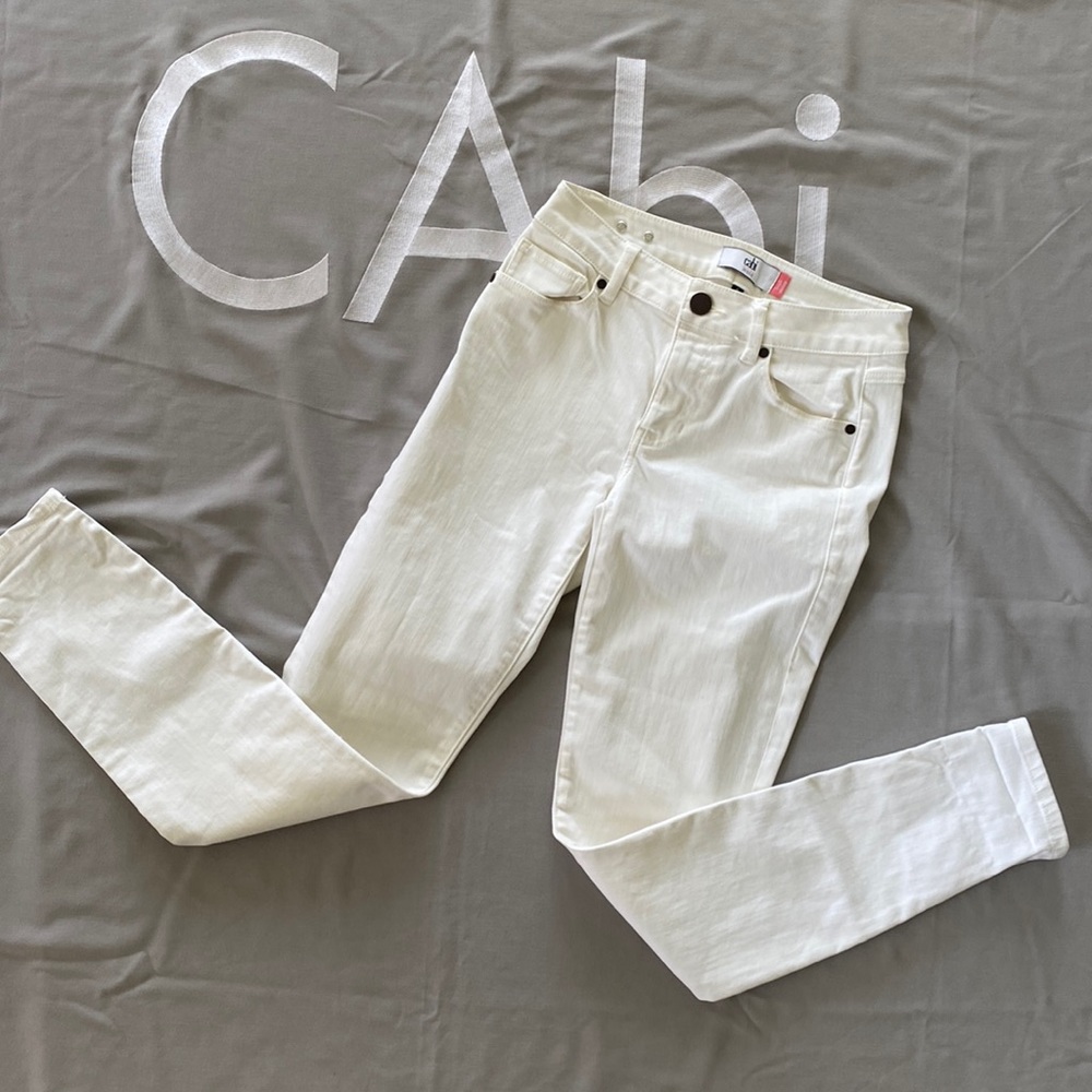 NWOT CAbi white cotton jeans for year long wear